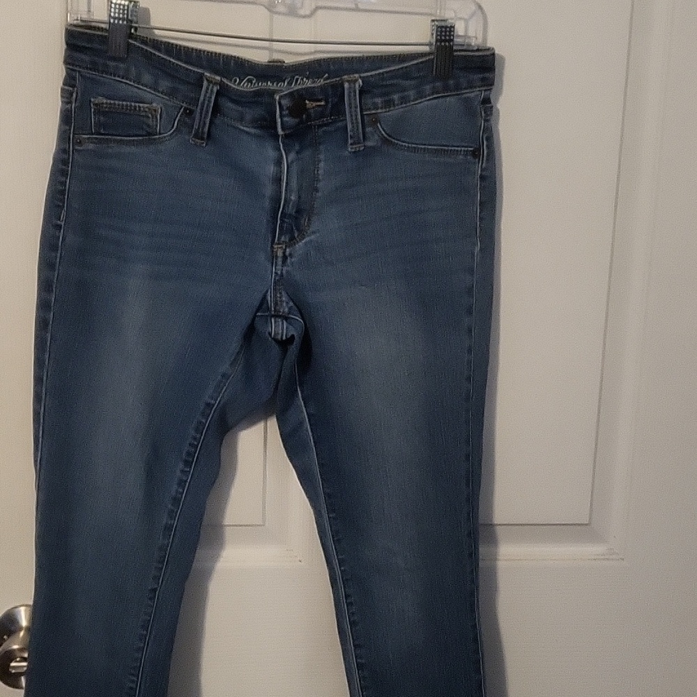 Universal Threads Mid-Rise Jeggings - Picture 4 of 10